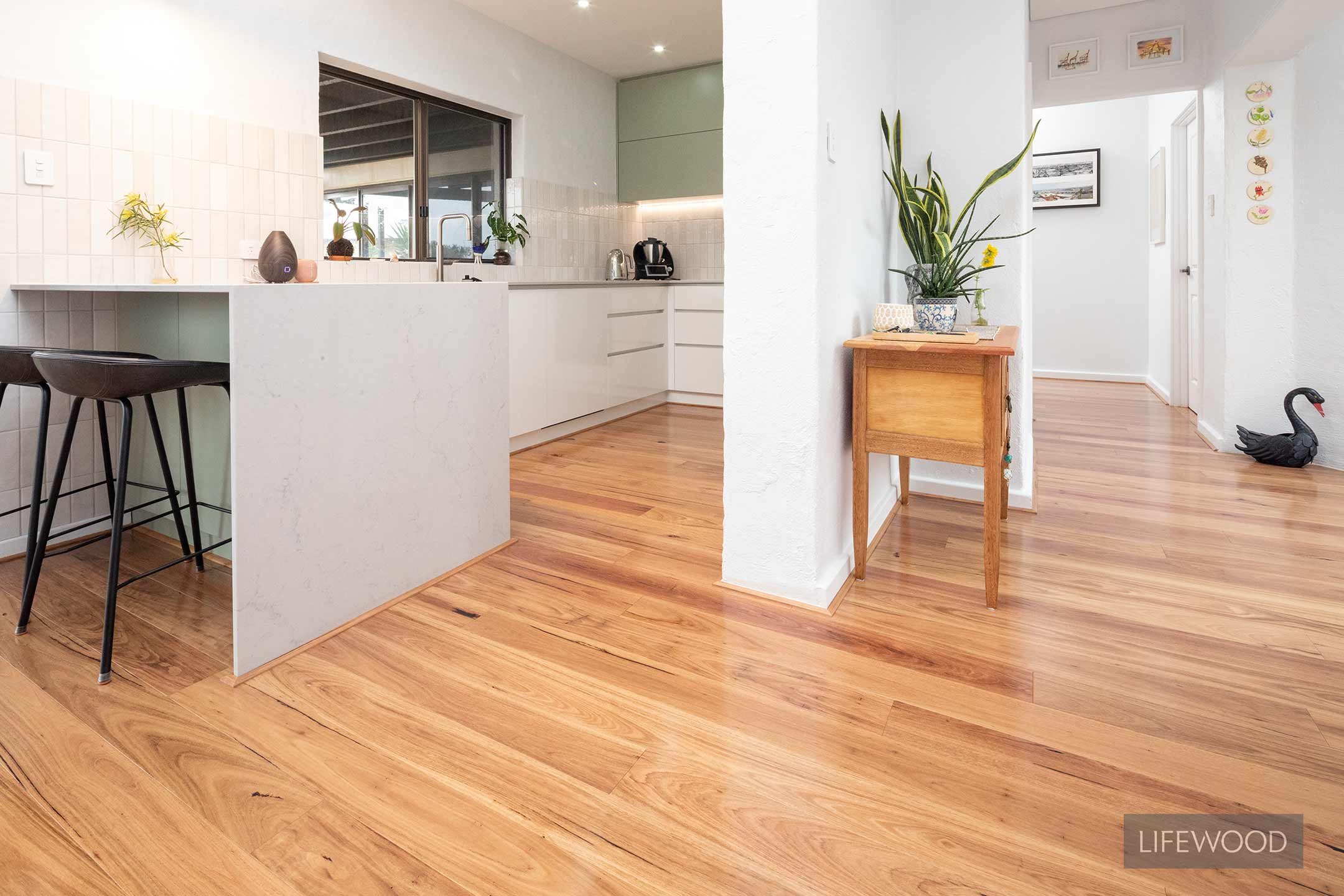 18378_Kerrigan_Rustic_Blackbutt_130_09