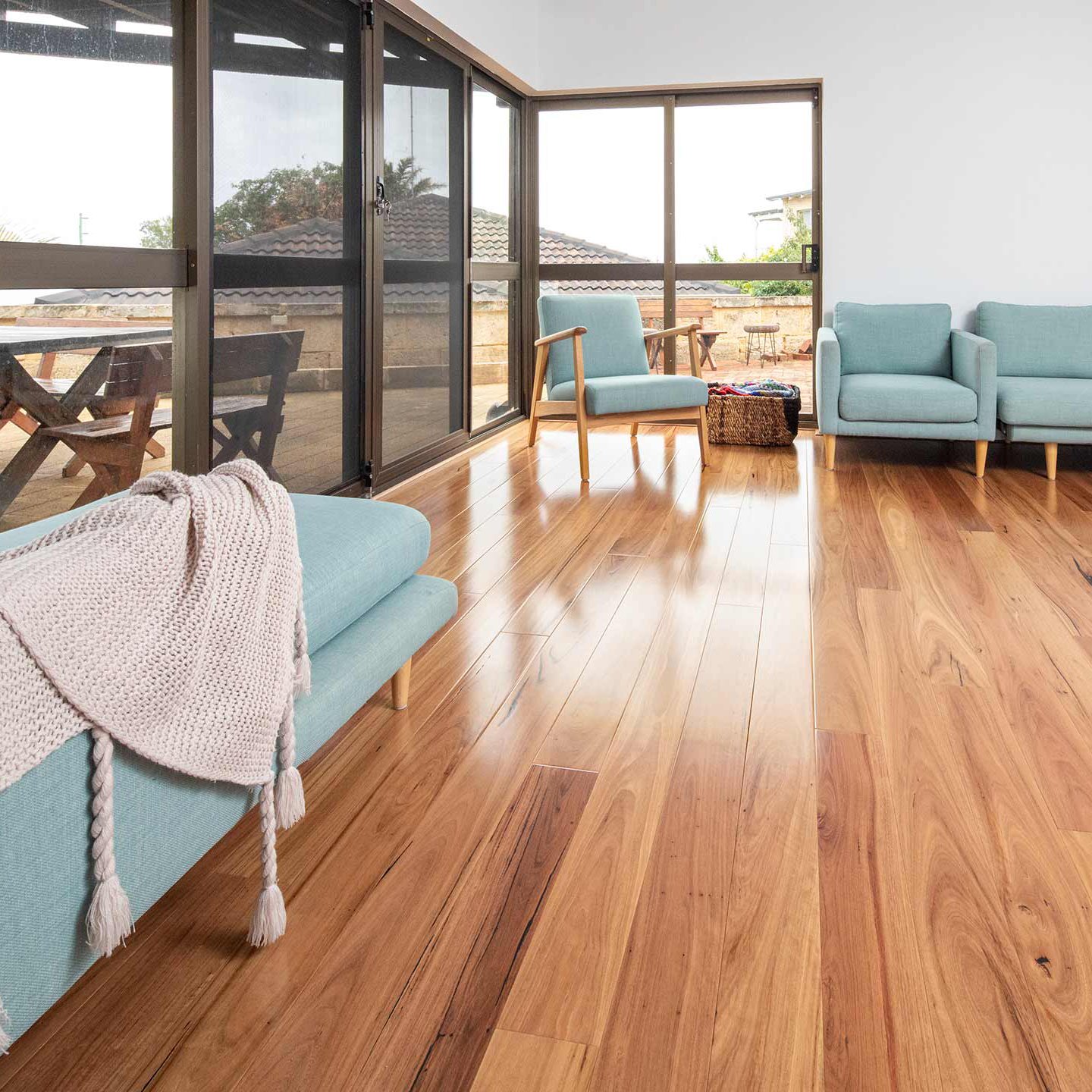 18378_Kerrigan_Rustic_Blackbutt_130_13