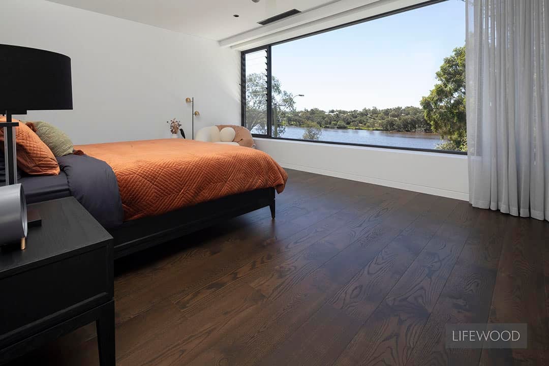 French-Oak-Black-Forest-Bedroom12
