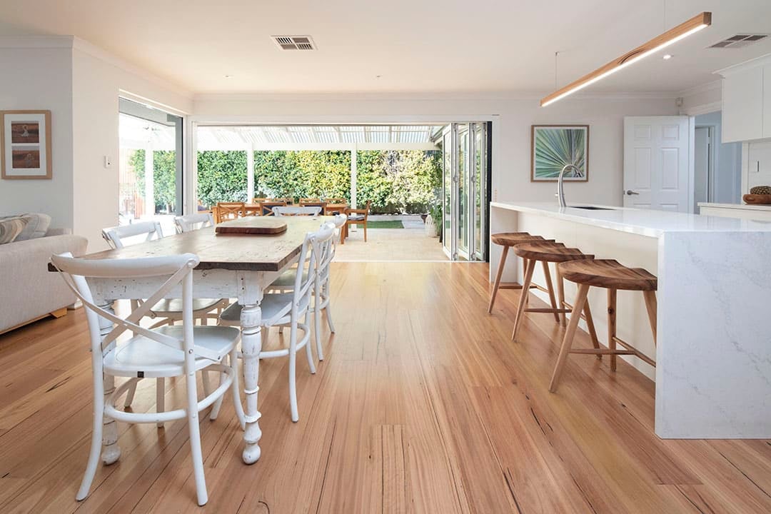 16520_Lush_Blackbutt_180_08-1-1-2