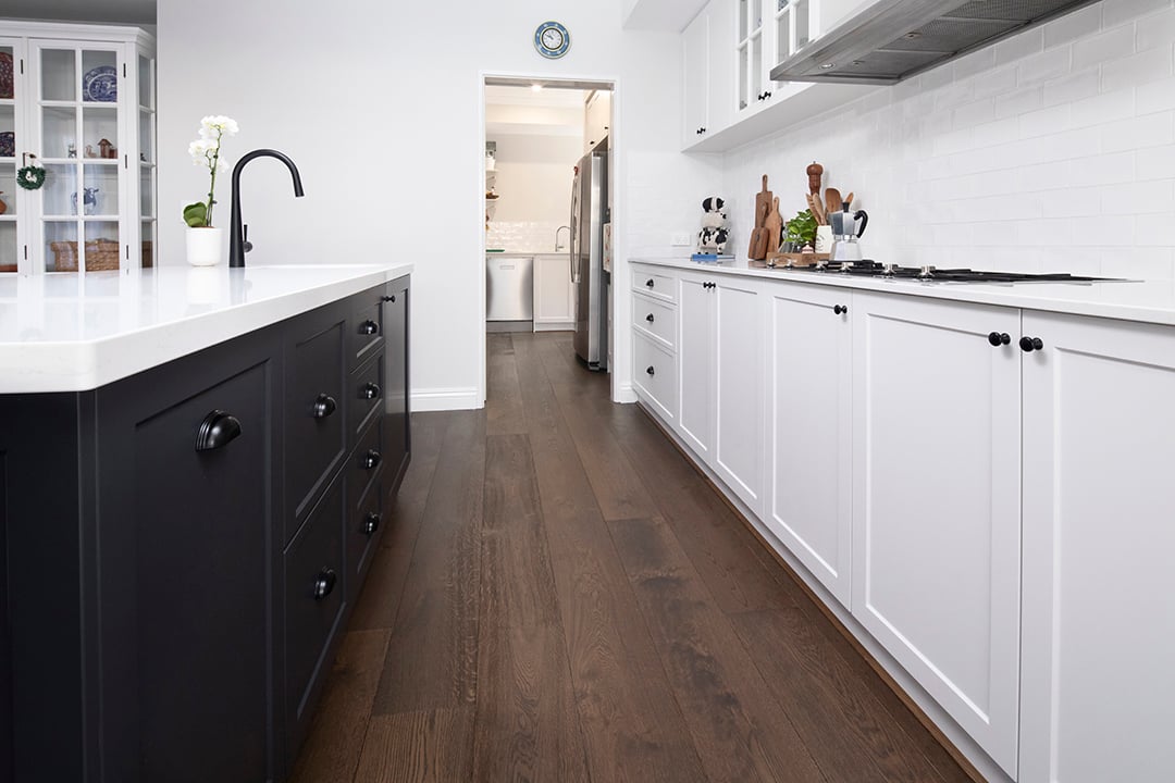 Oak-timber-in-kitchen-and-passageway-1-1