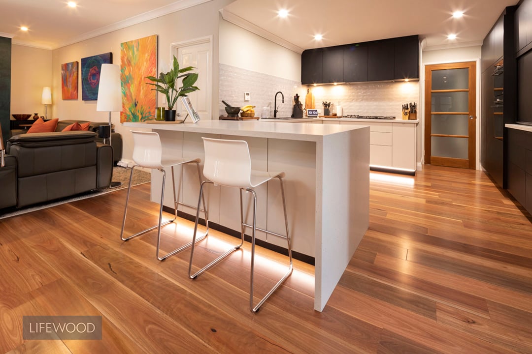 Spotted-Gum-Kitchen-2