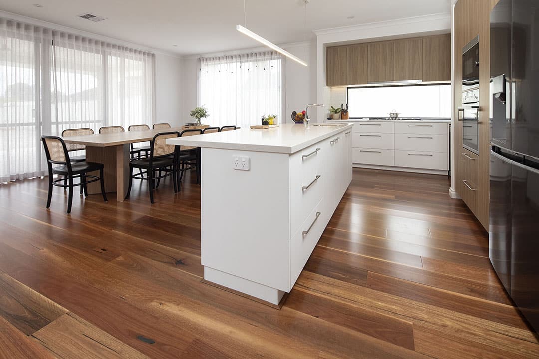Spotted_Gum_Timber_Flooring_2