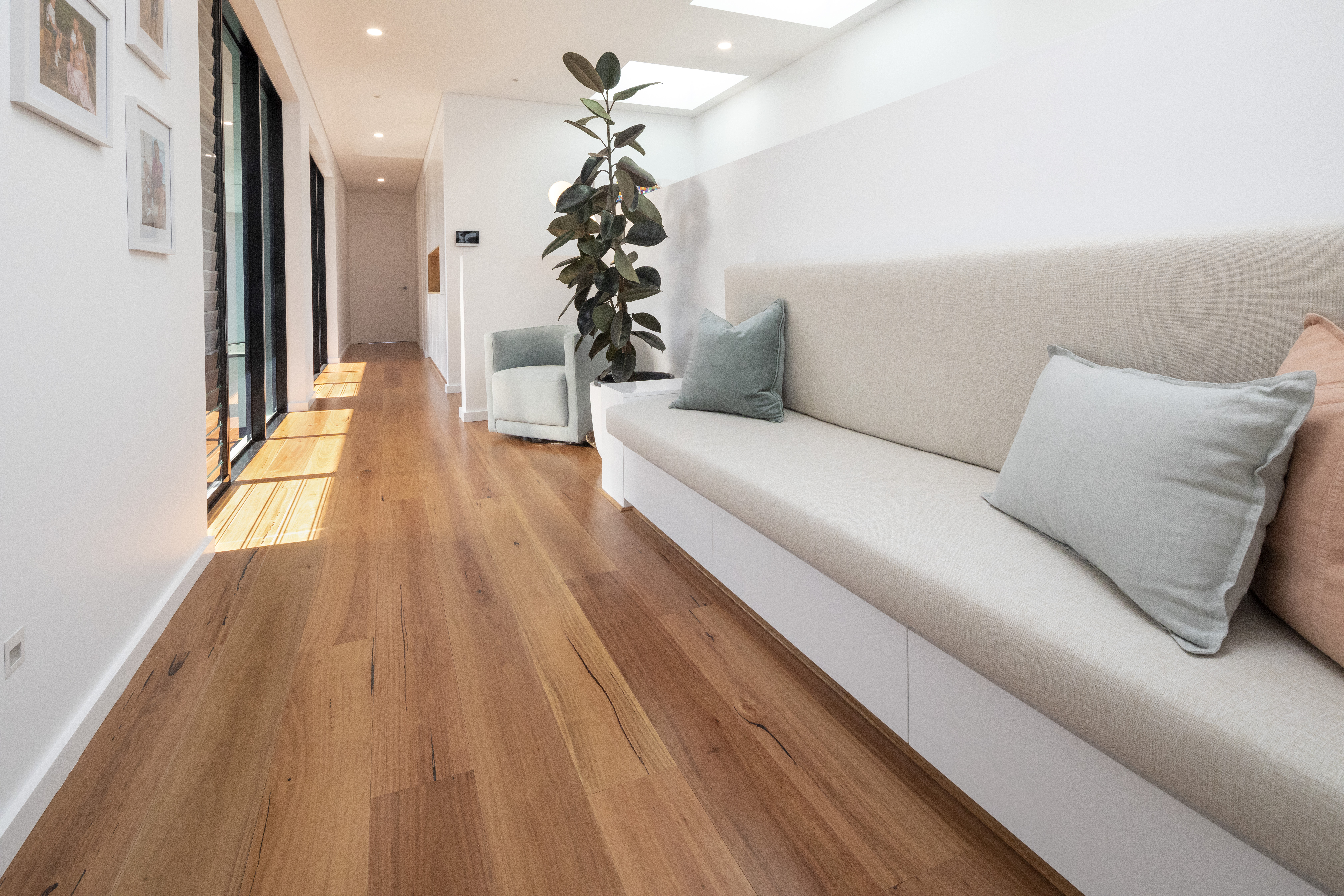 17143_Oceanblue_Construction_Blackbutt_180_02