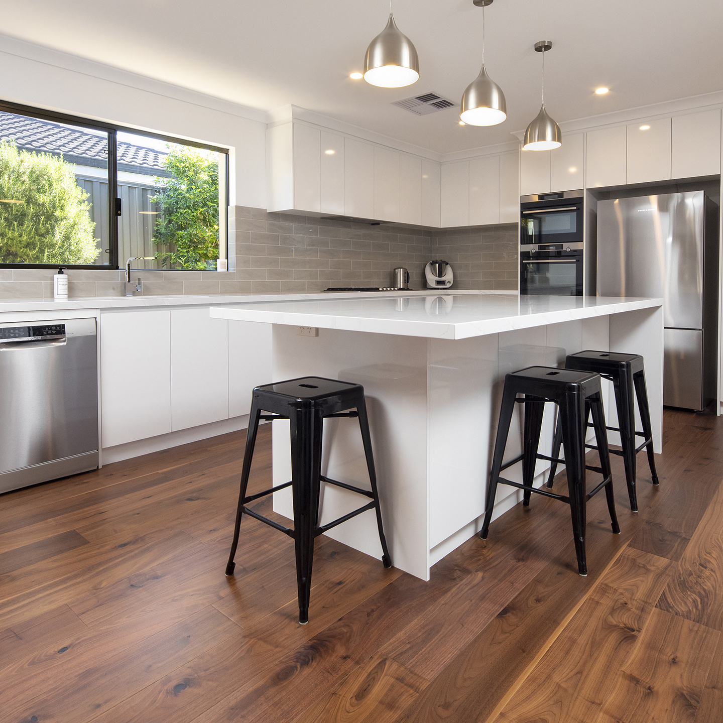17200_AmericanBlackWalnut_03