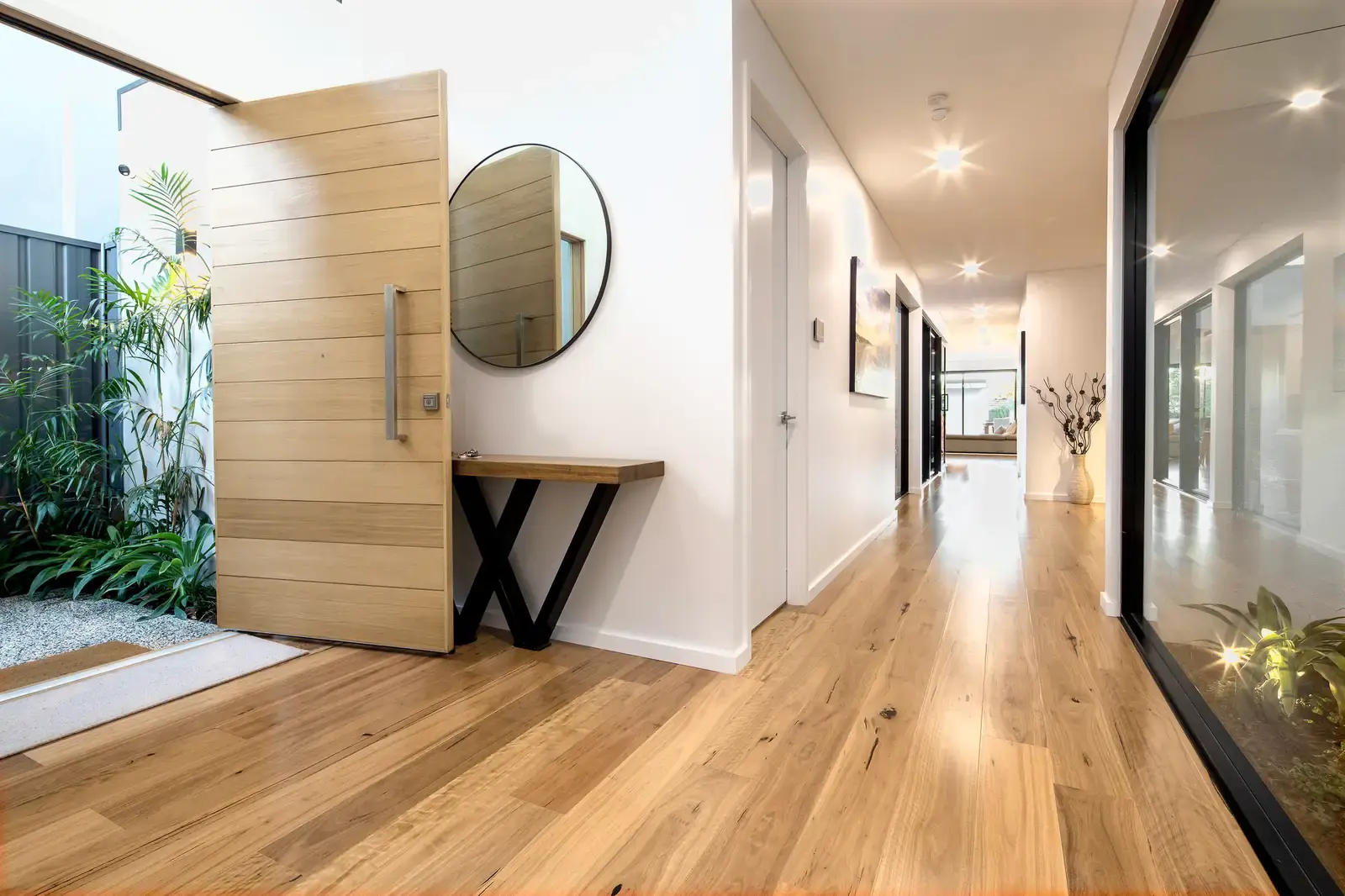 BB_FLOOR_16_OceanBlue_Blackbutt_180_entry