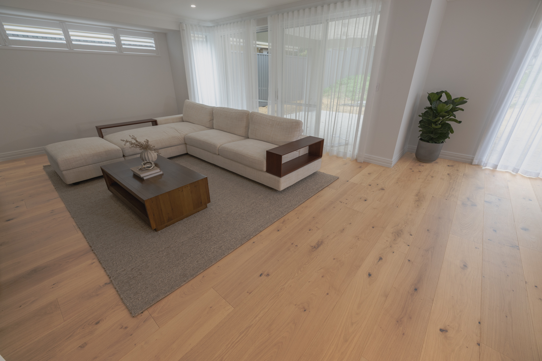 Nezomba_ClassicOak_19227-12
