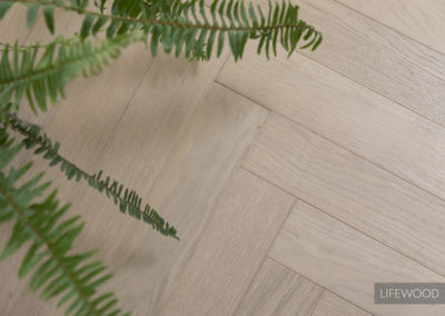 Herringbone flooring French Oak