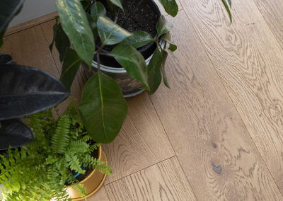 Smoked French Oak Flooring Lounge Details