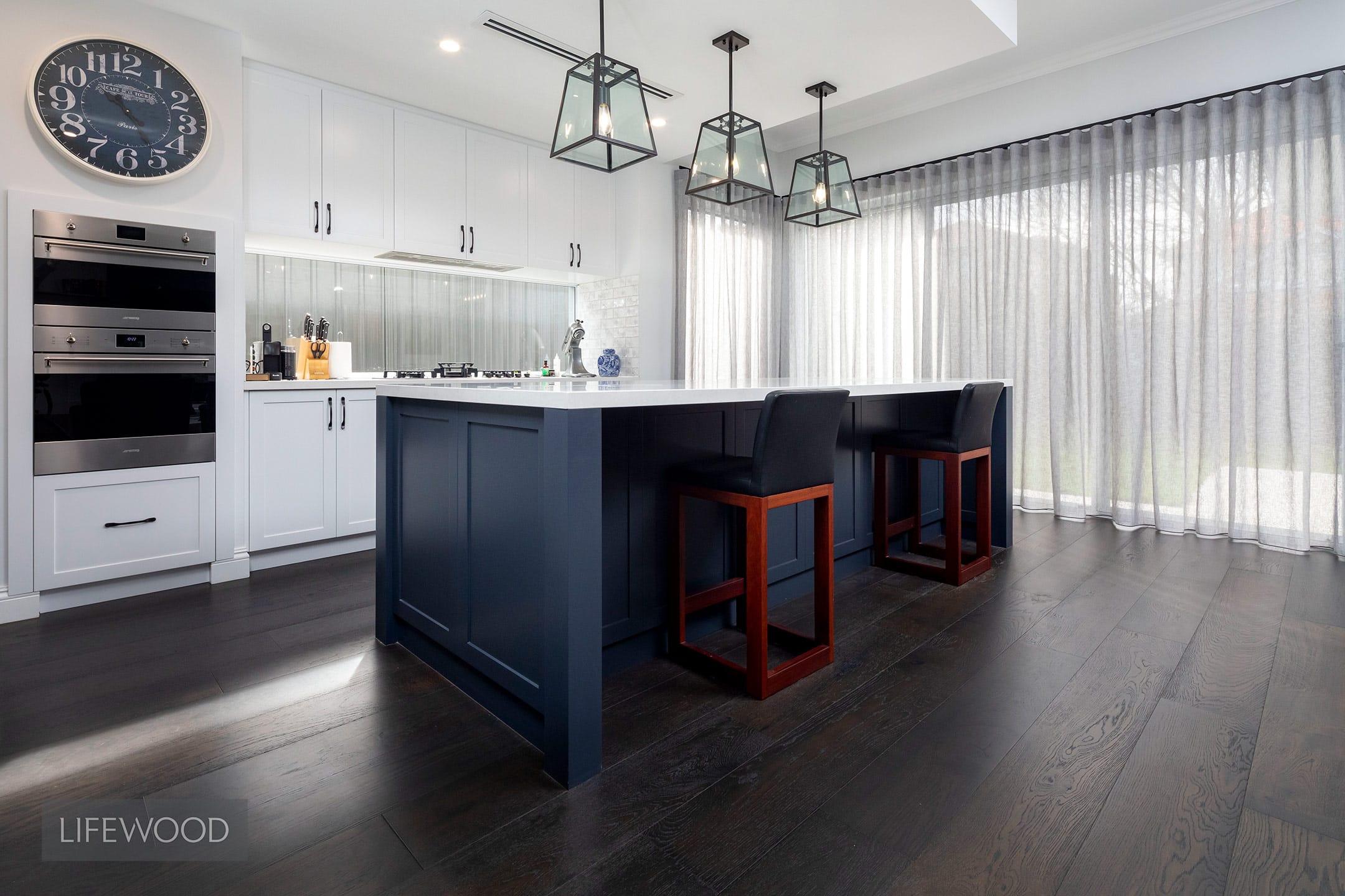 French Oak Flooring Charcoal Kitchen 3